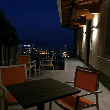Oda ve Kahvaltı 88 Miglia 4*