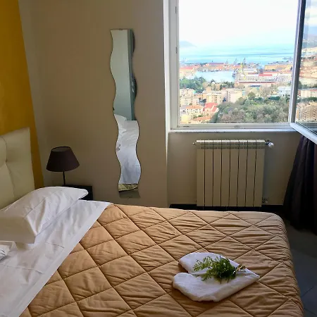88 Miglia Oda ve Kahvaltı La Spezia