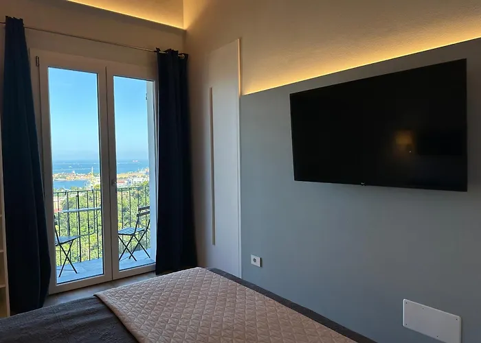 88 Miglia לינה וארוחת בוקר 4*