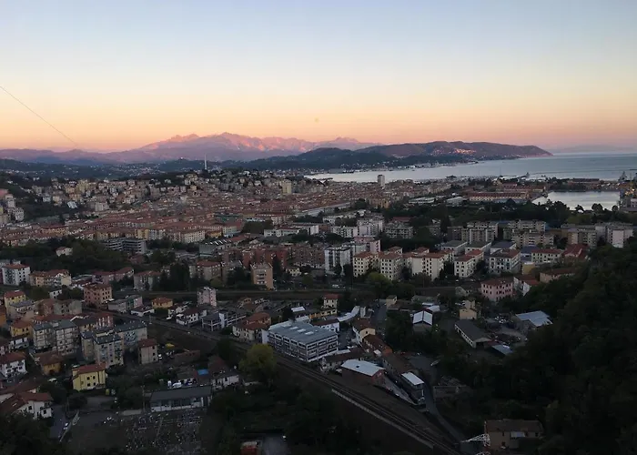 לינה וארוחת בוקר 88 Miglia לה ספציה